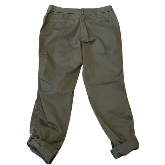 Chico's Luxe Utility Green Convertible Ankle Pants Chico's Size 0.5/US Size 4/6 - Picture 5 of 10